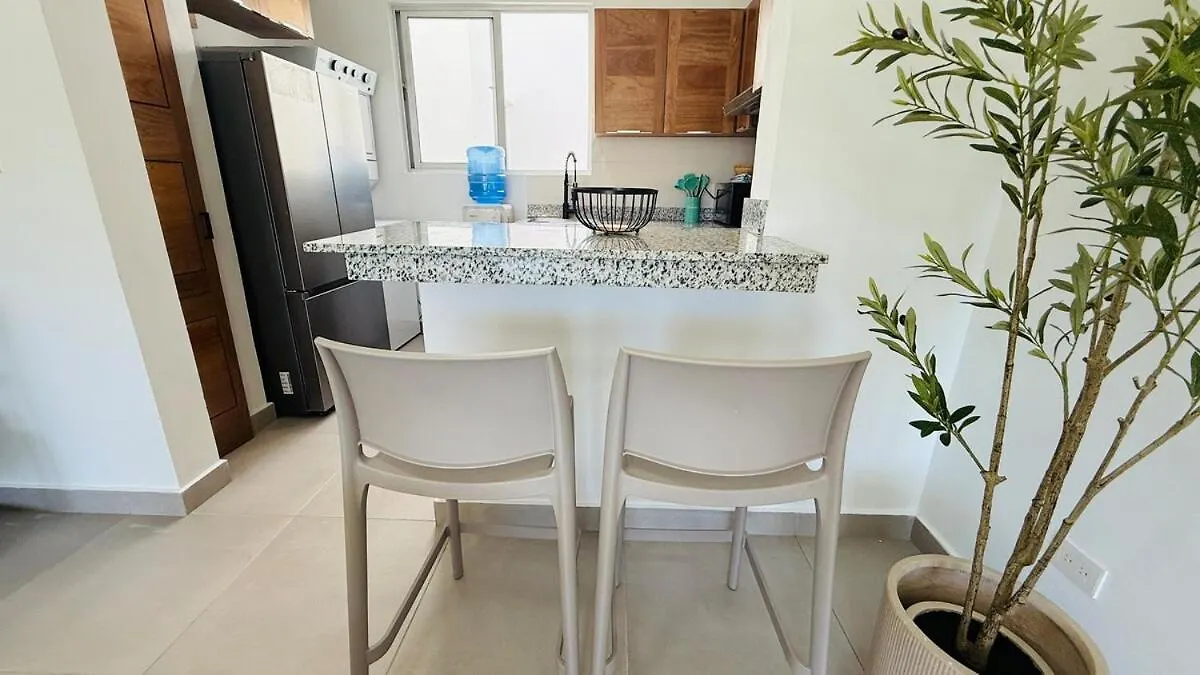 2 Bedroom Condo 150M From Beach Лас Терренас 0*,