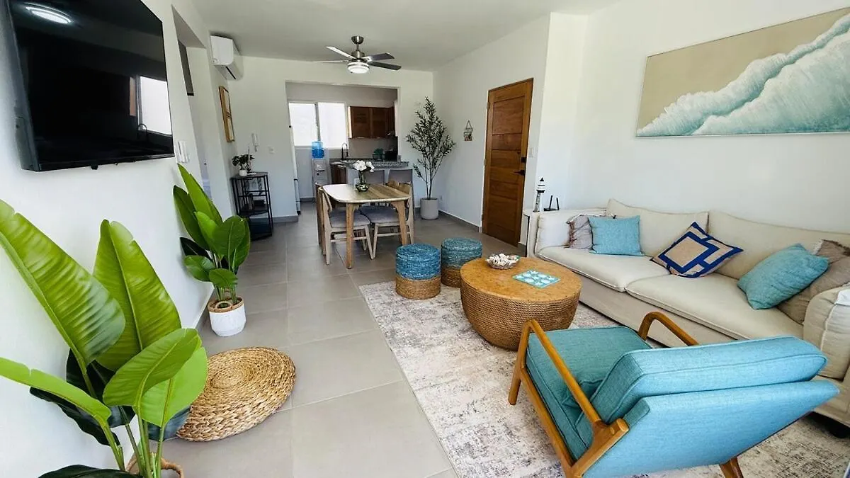 2 Bedroom Condo 150M From Beach Лас Терренас