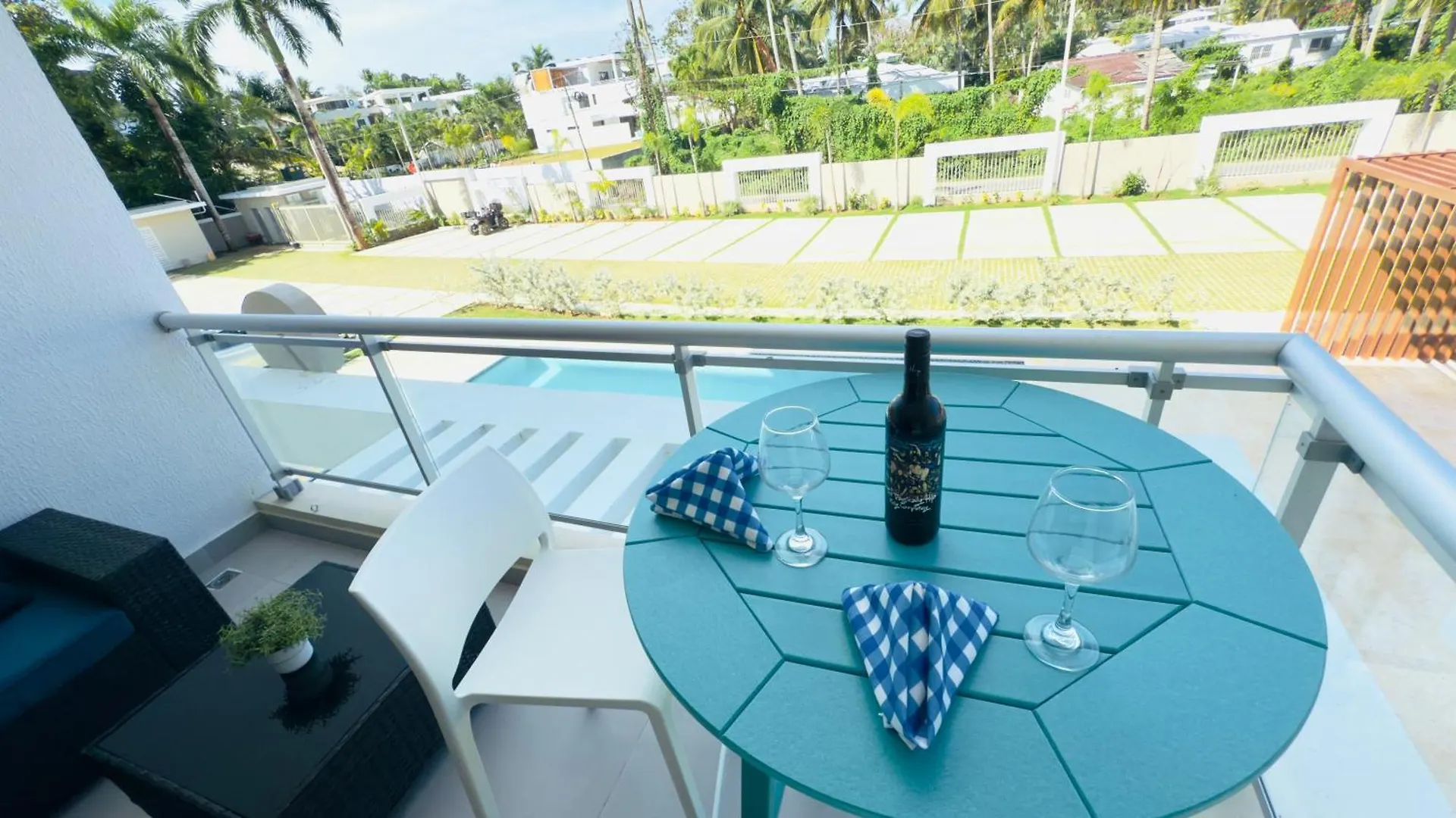 Апартаменты 2 Bedroom Condo 150M From Beach Лас Терренас Доминиканская Республика
